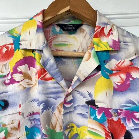 •Woolrich• Men’s Colorful Vintage Tropical Shirt - Size Medium - Picture 2 of 5